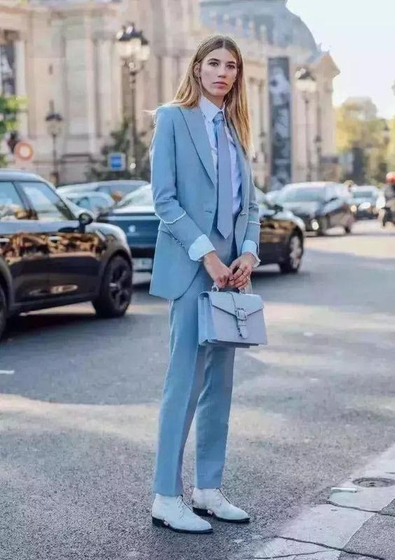 冰川蓝色包包搭配