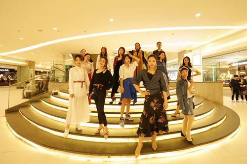 四季美学117期全科班学员 四季美学117期全科班学员