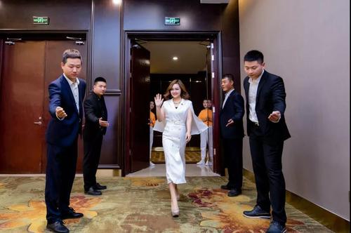 美丽是一点一点加持的过程——形象管理师清宇 美丽是一点一点加持的过程——形象管理师清宇